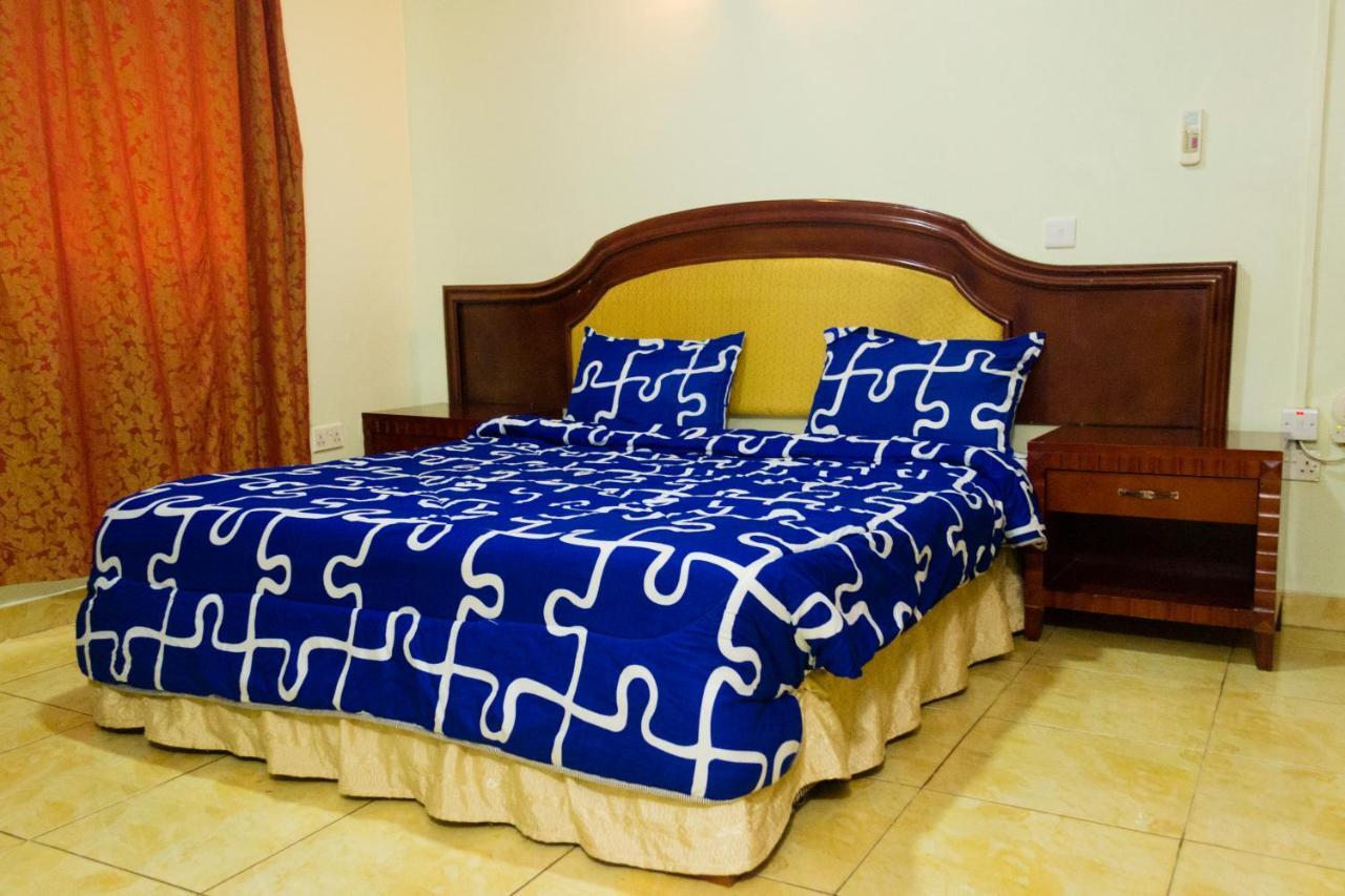 Emerald Hotel Кампала Екстер'єр фото