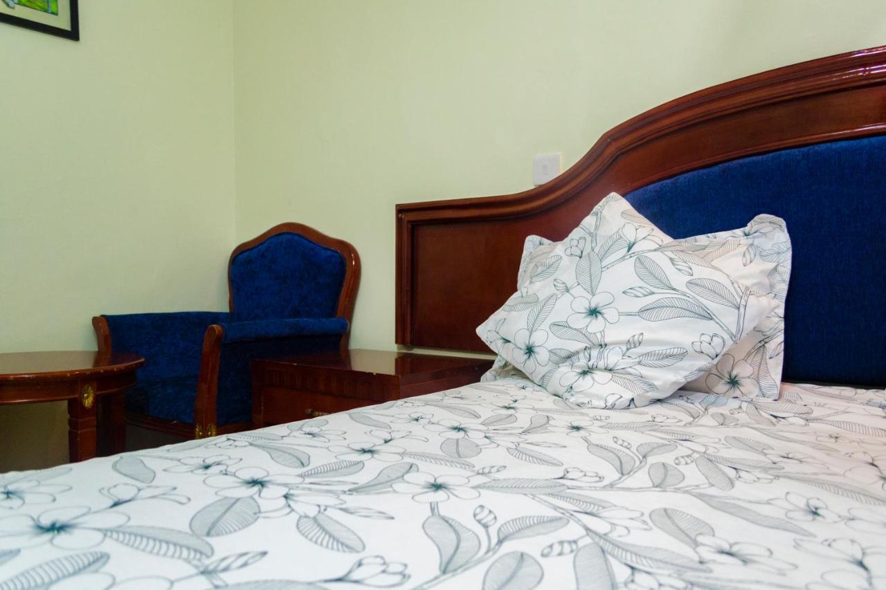 Emerald Hotel Кампала Екстер'єр фото
